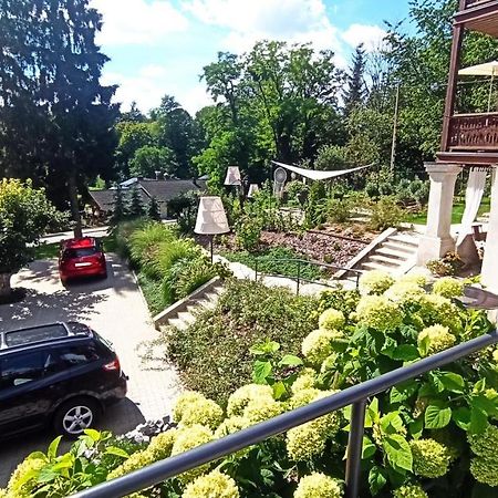 Willa Lucyna Nałęczów Exteriör bild
